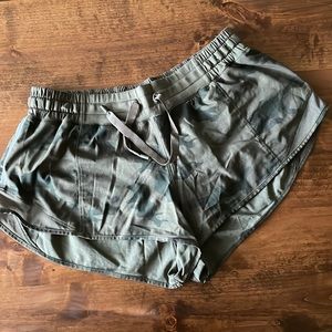 Lululemon Green Camo Hotty Hot Shorts